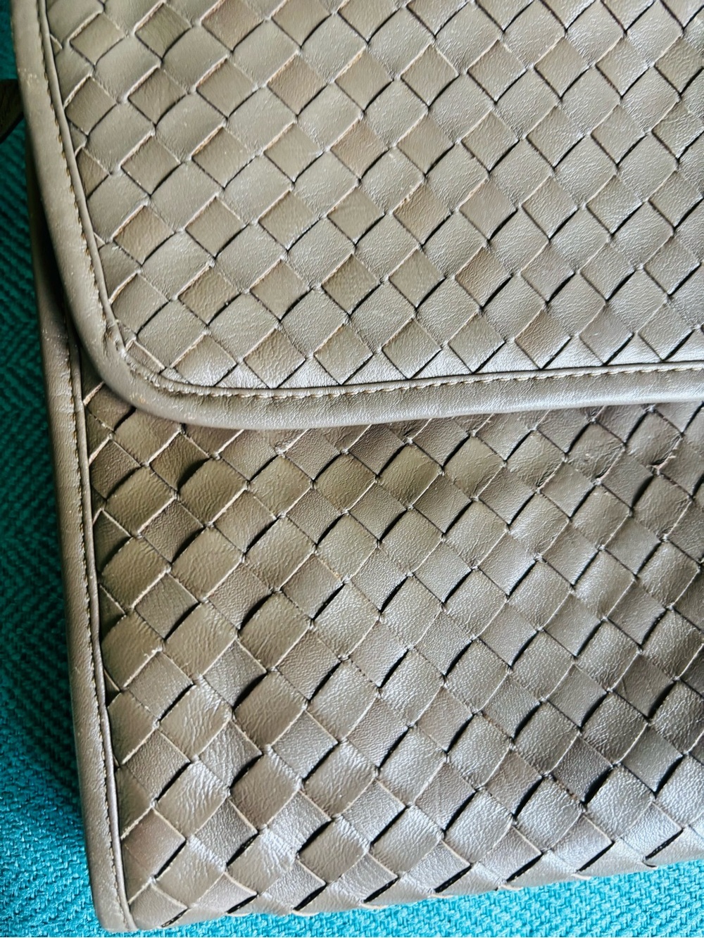 Vintage Etienne Aigner Woven Leather Shoulder bag / Clutch Taupe Envelope Purse - Picture 13 of 13